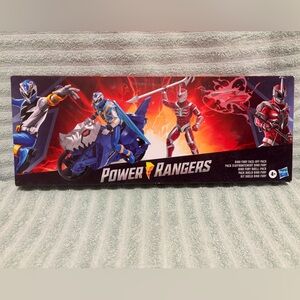Power Ranger Dino Fury Face-Off Pack. Blue Ranger and Vehicle versus Lord  Zedd.